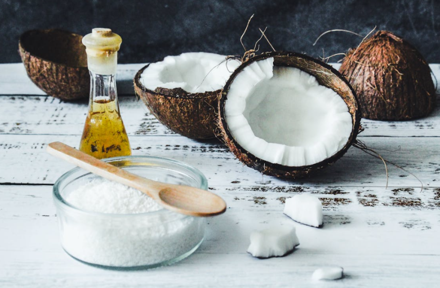 7 Coconut Oil Products for Beautiful Skin
